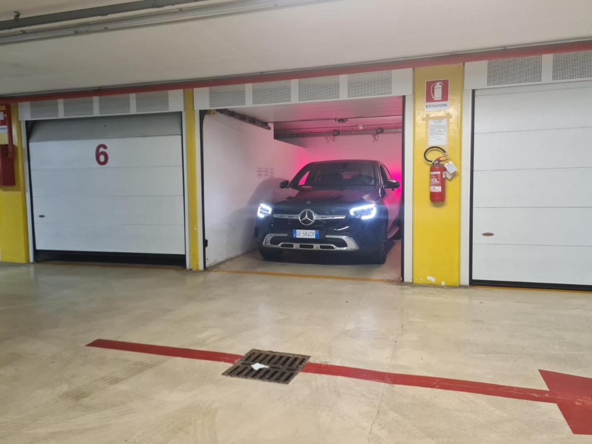 "Libeccio Apartment" Con Garage Privato 利多迪卡马约雷 外观 照片