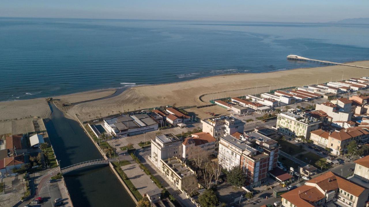 "Libeccio Apartment" Con Garage Privato 利多迪卡马约雷 外观 照片